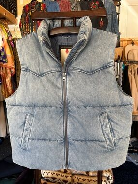 NWT Levi's Light Blue Denim Puffer Vest - Men's Sleeveless Quilted Vest